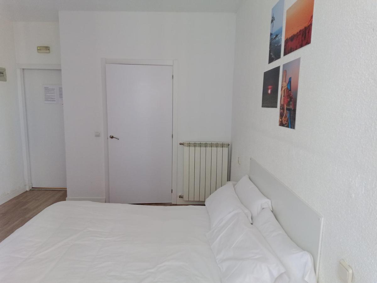 Guest House Exito En 马德里 外观 照片