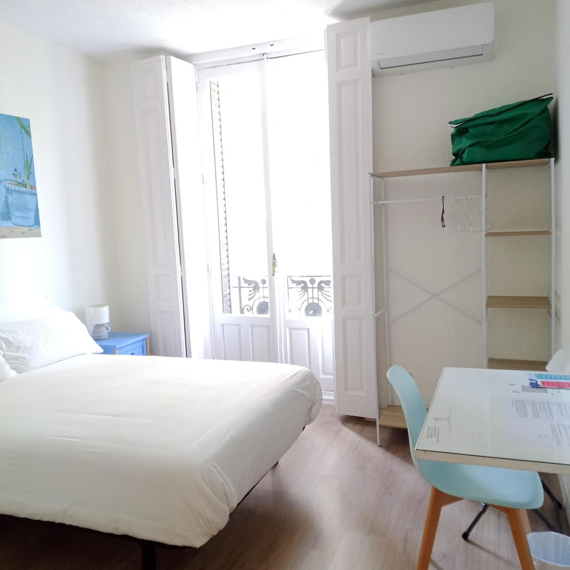 Guest House Exito En 马德里 外观 照片